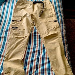 Esntls cargo pants in khaki